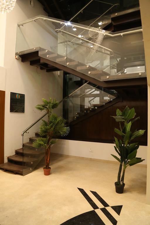 Hotel Metropolis Hubli Exterior foto